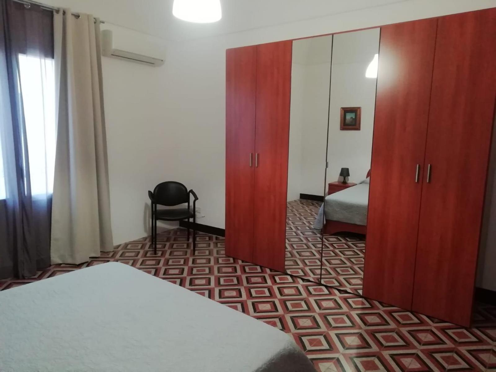 Sat Appartamenti Locazioni Turistiche Brevi-G&P Holiday Home Trapani Exterior foto